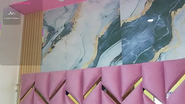 daddyissuesss  online show from 10.30.25