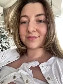 Snapshot of curvyflawless chatting on 01.29.25 curvyflawless online show from 01.29.25