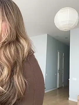 Snapshot of curvyflawless chatting on 01.30.25 curvyflawless online show from 01.30.25