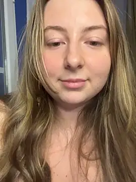 Snapshot of curvyflawless chatting on 02.27.25 curvyflawless online show from 02.27.25