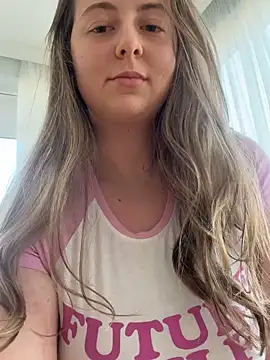 Snapshot of curvyflawless chatting on 03.09.25 curvyflawless online show from 03.09.25