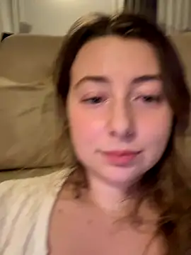 Snapshot of curvyflawless chatting on 11.18.25 curvyflawless online show from 11.18.25