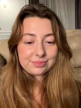 Snapshot of curvyflawless chatting on 11.20.25 curvyflawless online show from 11.20.25