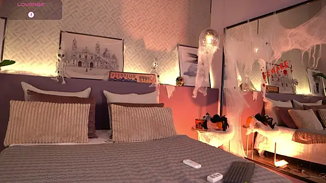 ElleDiane online show from 10.23.25