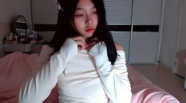 -Lucky Girl online show from 01.12.25