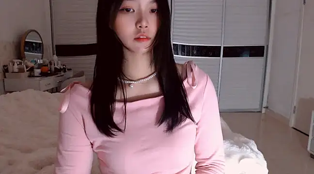 -Lucky Girl online show from 01.25.25