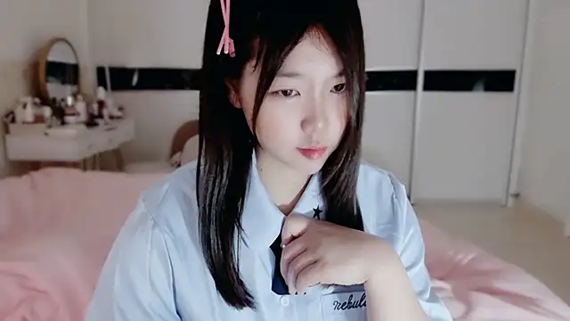 -Lucky Girl online show from 02.22.25