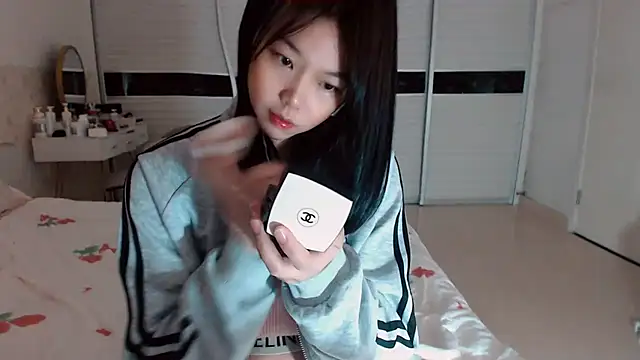 -Lucky Girl online show from 09.09.25