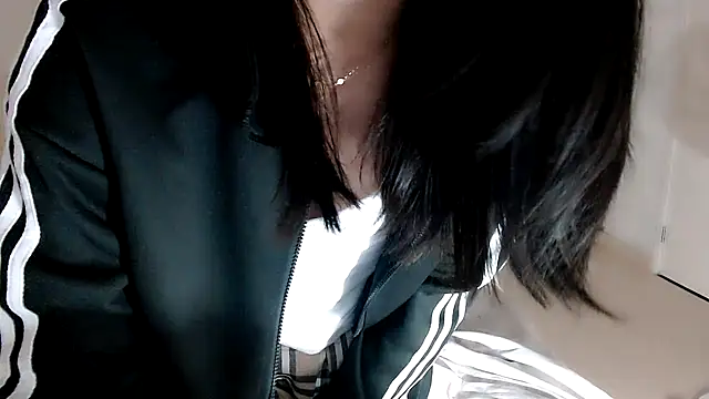 -Lucky Girl online show from 10.09.25