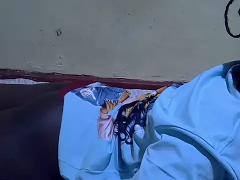 Snapshot of Medilina_01 chatting on 10.25.25 Medilina 01 online show from 10.25.25