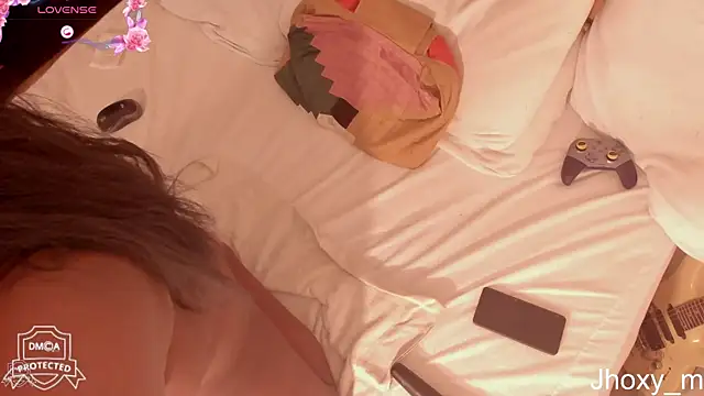 Snapshot of Jhoxy_M chatting on 02.28.25 Jhoxy M online show from 02.28.25