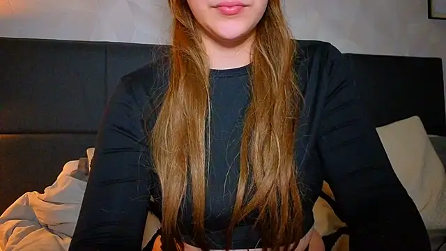 Snapshot of Sweetninaaa chatting on 07.31.26 Sweetninaaa online show from 07.31.26