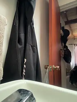 emmyjhonson07 online show from 03.13.26