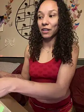 Snapshot of _Neeka_ chatting on 02.28.25 Neeka online show from 02.28.25