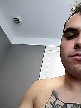 Snapshot of prynce_dickk chatting on 12.21.24 prynce dickk online show from 12.21.24