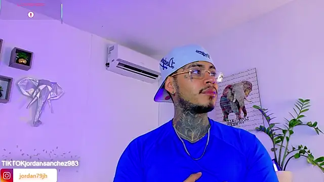 JordanSmiith  online show from 04.22.26