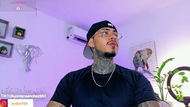 JordanSmiith  online show from 05.08.26