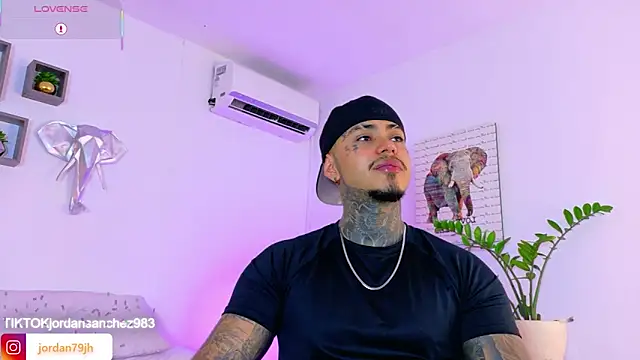 JordanSmiith  online show from 05.25.26