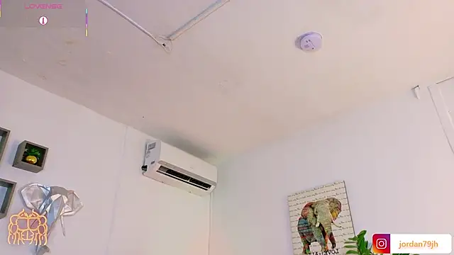 JordanSmiith  online show from 06.25.26