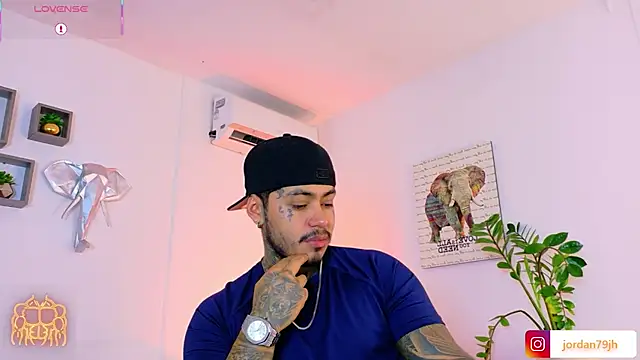 JordanSmiith  online show from 06.25.26