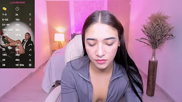 Antonella Grayy online show from 11.27.25