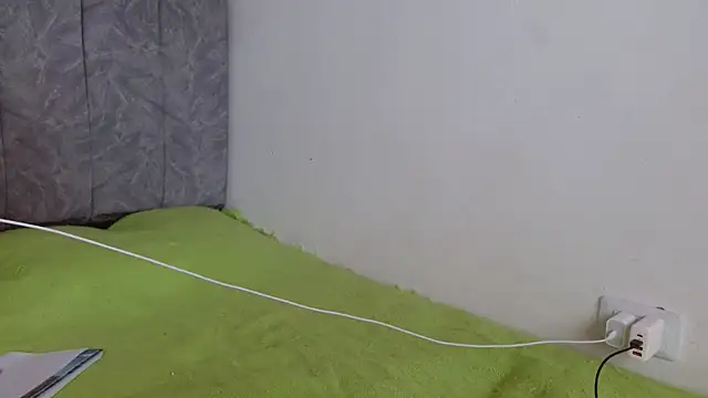 linda 33 online show from 09.11.25