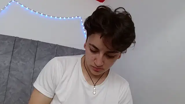 linda 33 online show from 09.19.25