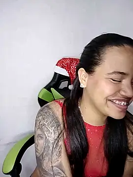 leila 22 online show from 01.04.25