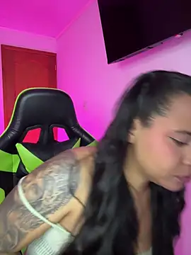 Snapshot of leila_22 chatting on 02.28.26 leila 22 online show from 02.28.26