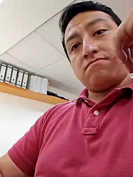 Snapshot of Pnstrokes chatting on 03.19.25 Pnstrokes online show from 03.19.25