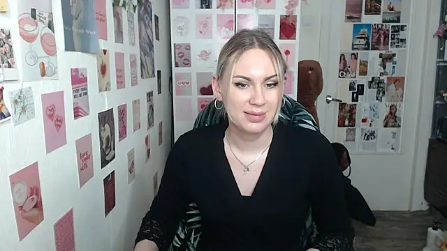 Snapshot of CapriScorpion chatting on 03.15.25 CapriScorpion online show from 03.15.25