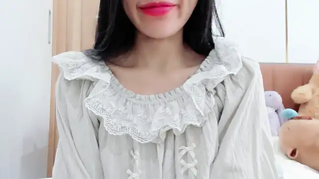 Snapshot of Lita-Julia chatting on 12.30.24 Lita-Julia online show from 12.30.24