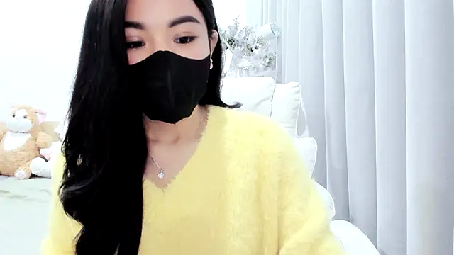 Snapshot of Lita-Julia chatting on 12.16.25 Lita-Julia online show from 12.16.25