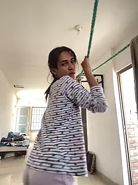 Snapshot of KatrinaQueen1 chatting on 03.27.26 KatrinaQueen1 online show from 03.27.26