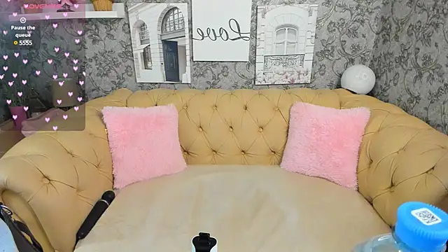 Tina Walker online show from 01.24.25
