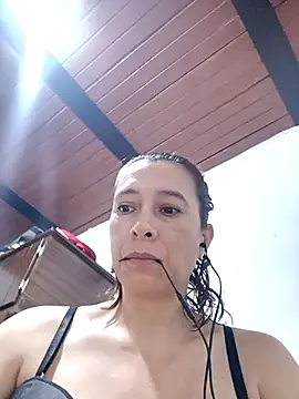 Snapshot of mademonsexy chatting on 02.20.25 mademonsexy online show from 02.20.25