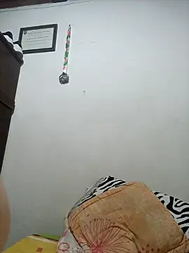 Snapshot of mademonsexy chatting on 03.12.25 mademonsexy online show from 03.12.25