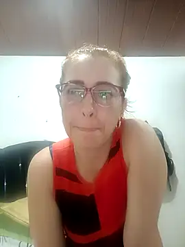 Snapshot of mademonsexy chatting on 10.21.25 mademonsexy online show from 10.21.25