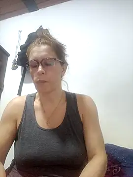 Snapshot of mademonsexy chatting on 10.28.25 mademonsexy online show from 10.28.25