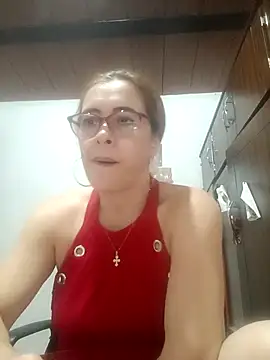 Snapshot of mademonsexy chatting on 12.01.25 mademonsexy online show from 12.01.25