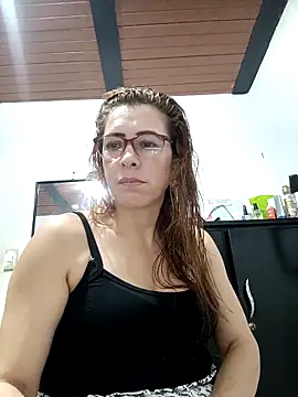 Snapshot of mademonsexy chatting on 12.13.25 mademonsexy online show from 12.13.25