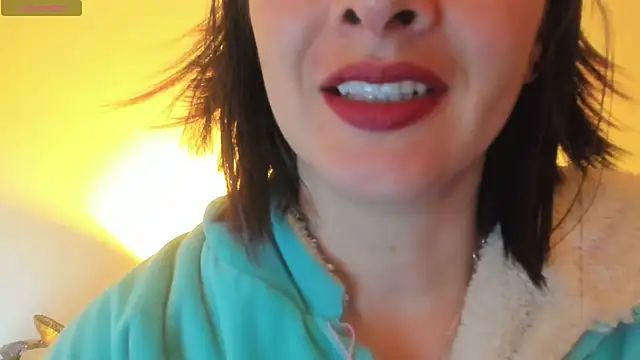 Snapshot of queen_fetish chatting on 11.28.25 queen fetish online show from 11.28.25