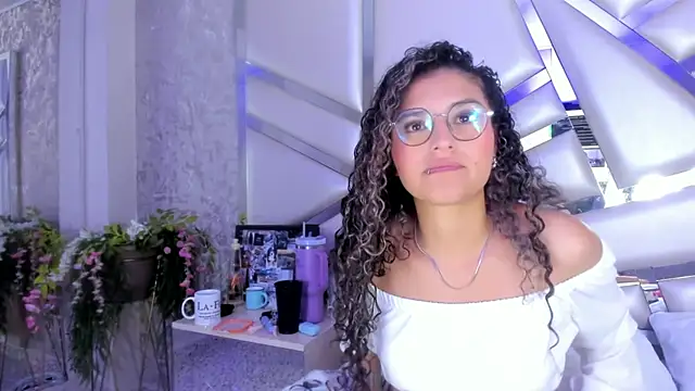 Miia002 online show from 01.14.25