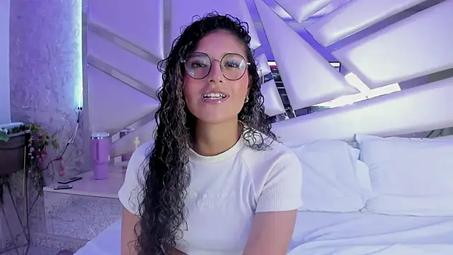 Miia002 online show from 02.13.25