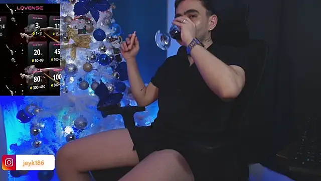 Snapshot of Jey_keler1 chatting on 12.20.25 Jey keler1 online show from 12.20.25