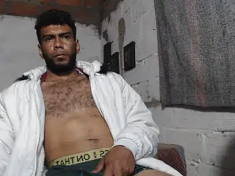 Snapshot of erik_alexander chatting on 12.24.24 erik alexander online show from 12.24.24