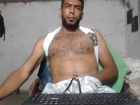 Snapshot of erik_alexander chatting on 01.16.25 erik alexander online show from 01.16.25