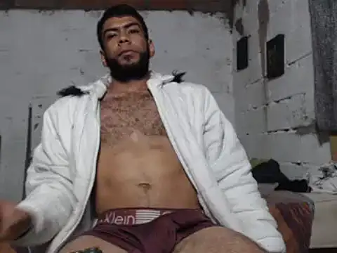 Snapshot of erik_alexander chatting on 01.27.25 erik alexander online show from 01.27.25