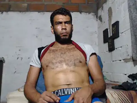 Snapshot of erik_alexander chatting on 02.01.25 erik alexander online show from 02.01.25