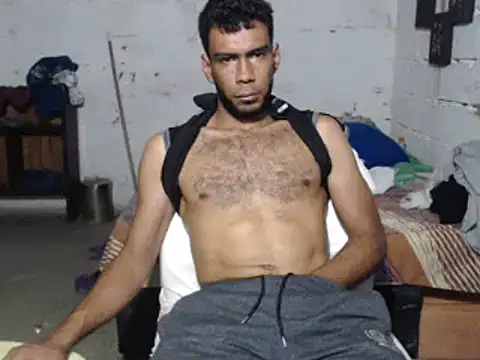 Snapshot of erik_alexander chatting on 02.14.25 erik alexander online show from 02.14.25